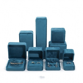 JV-23 velvet jewelry box