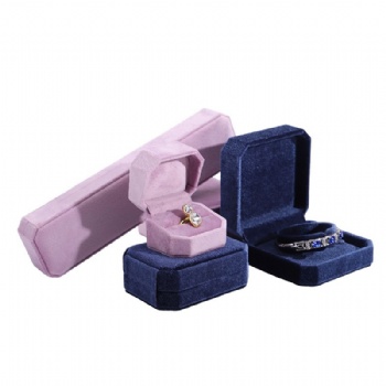 JV-15 velvet jewelry box