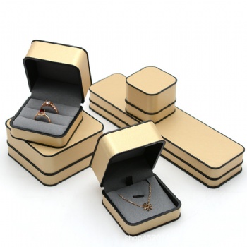 JL-20 leather jewelry box