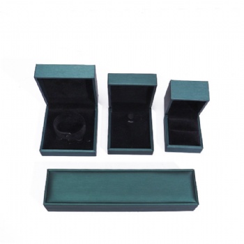 JL-15 leather jewelry box