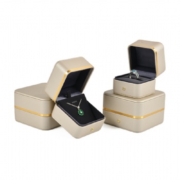 JL-21 leather jewelry box