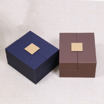 PL-15 leather perfume box